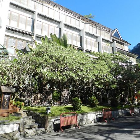 Bali Nature Spa Resort Taichung Exterior foto