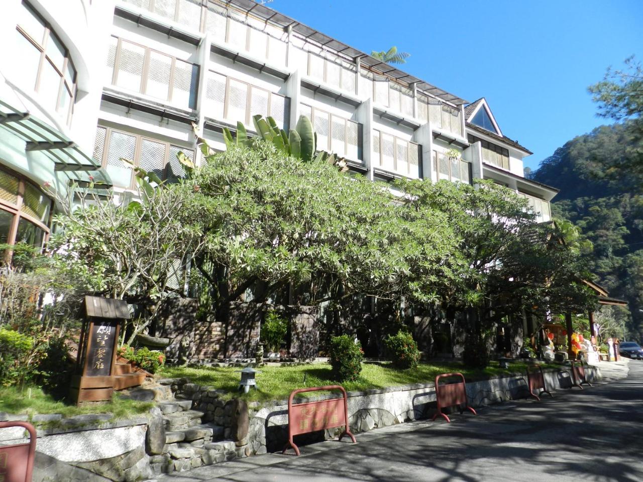 Bali Nature Spa Resort Taichung Exterior foto